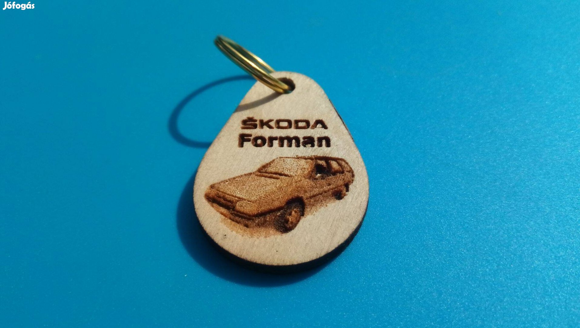 Új, Skoda Forman mintás kulcstartó