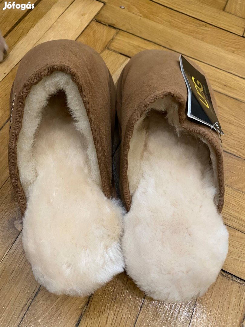 Új. Uggs Férfi papucs 42-es méret