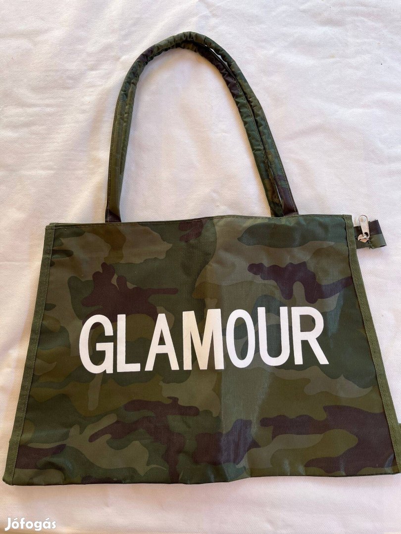 Új - Glamour terepszínű kézitáska