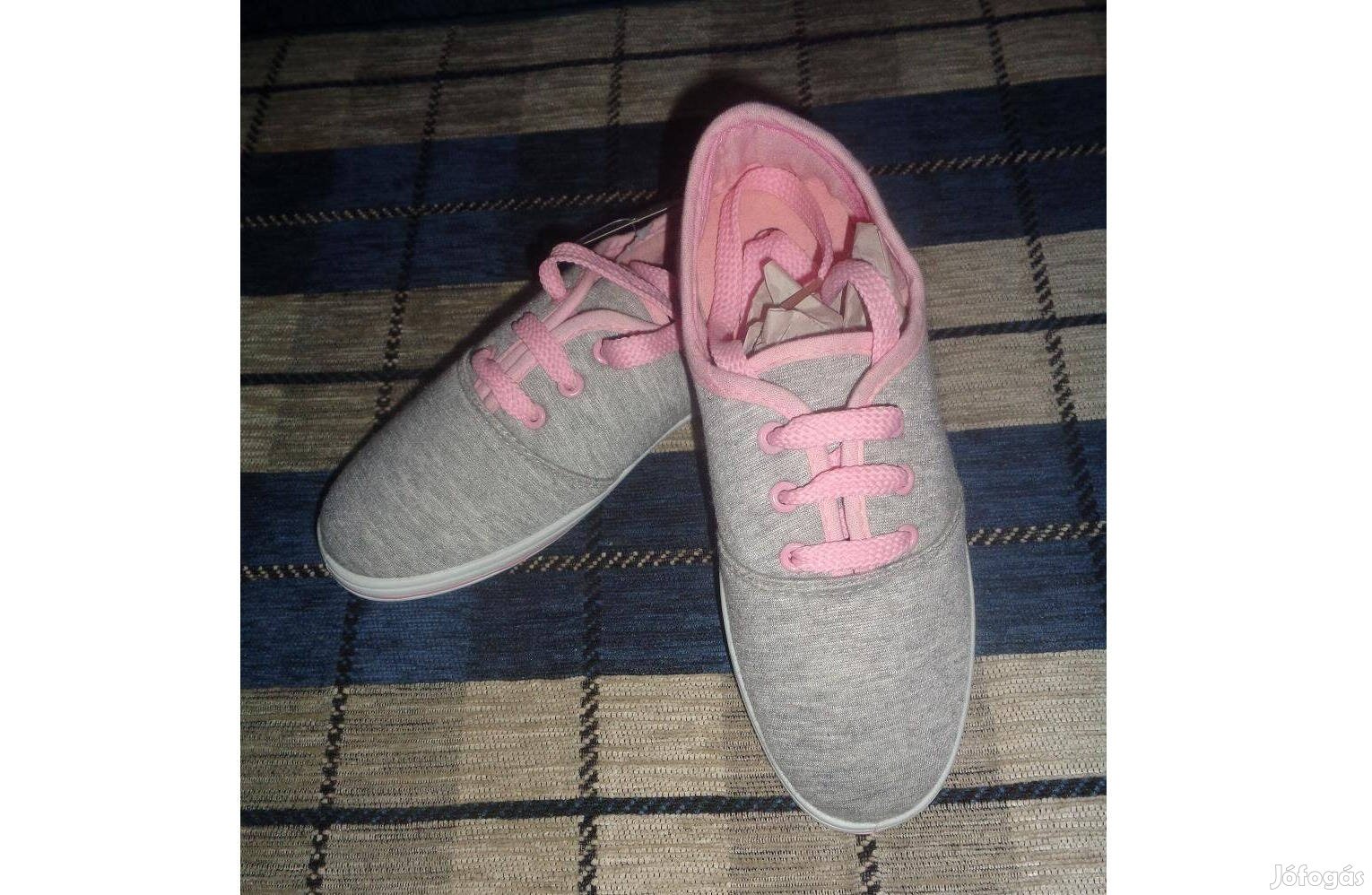 Új - Kislány rózsaszín - szürke cipő, vászoncipő ( 33 méret )