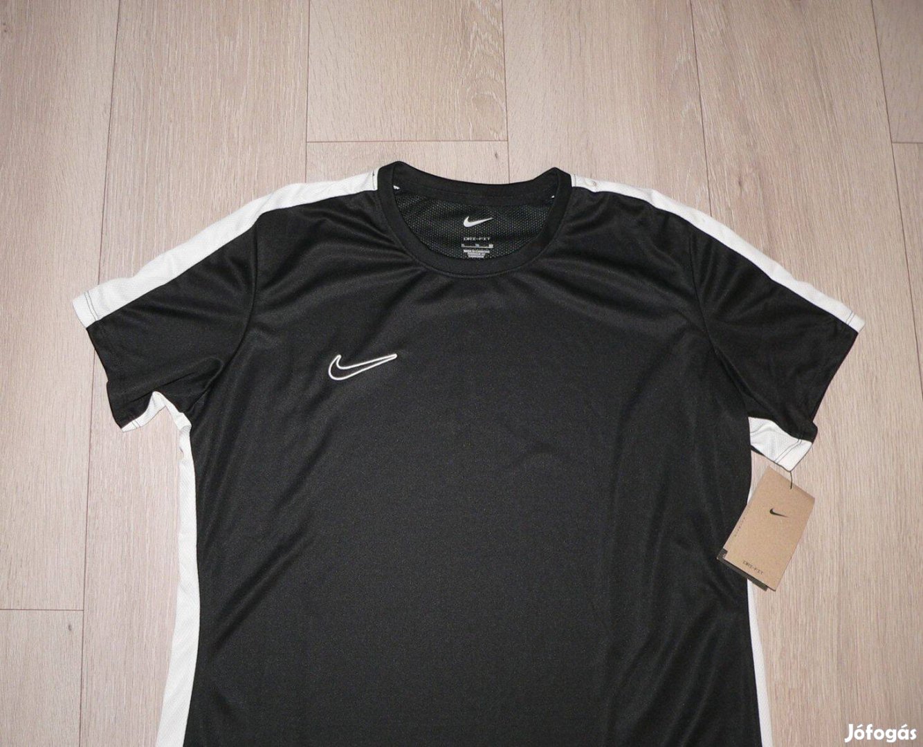 Új - Nike Dri-Fit rövid ujjú póló XL