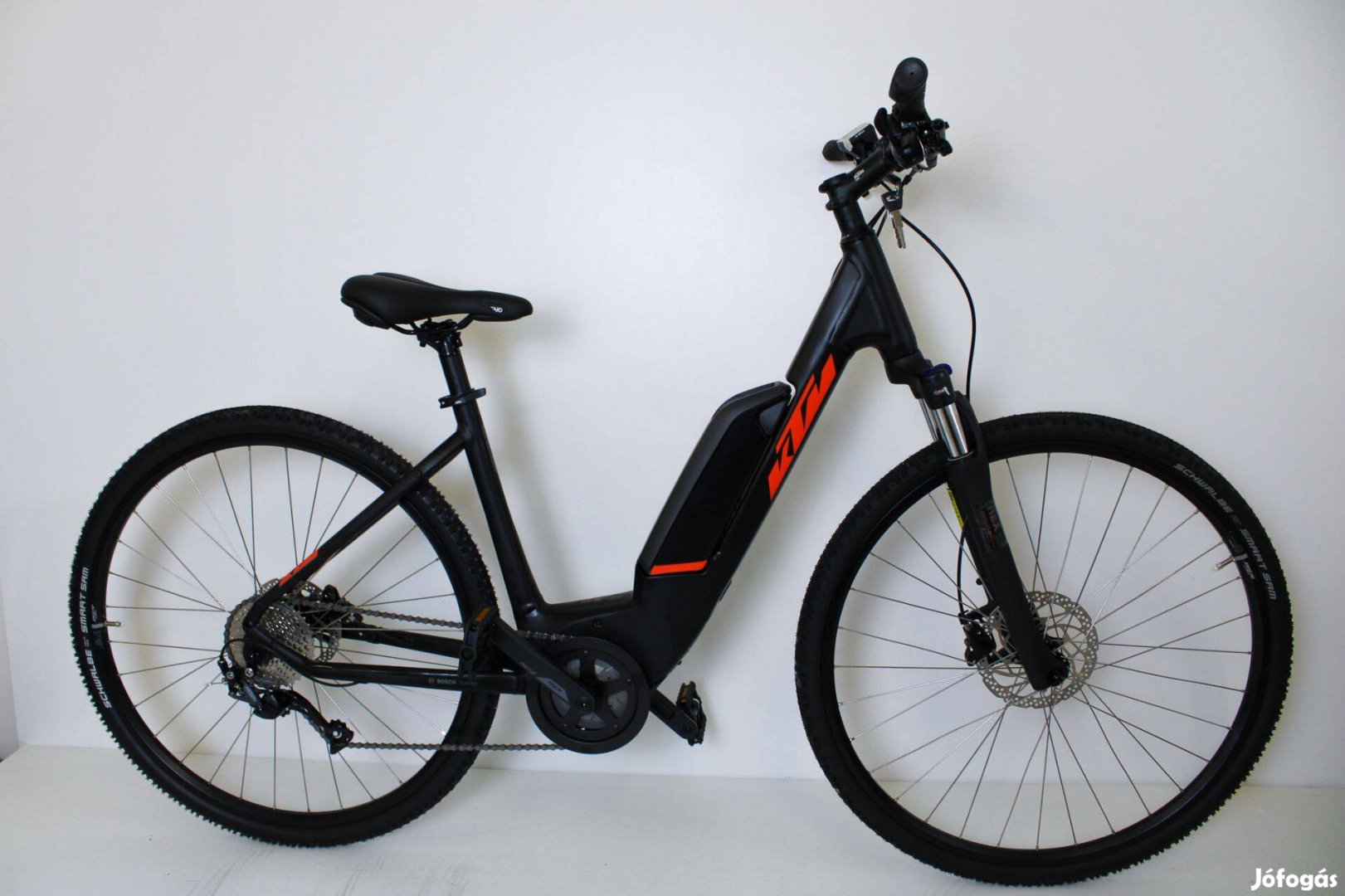Új! - KTM Macina A410 28-os elektromos kerékpár 400Wh 51cm/M