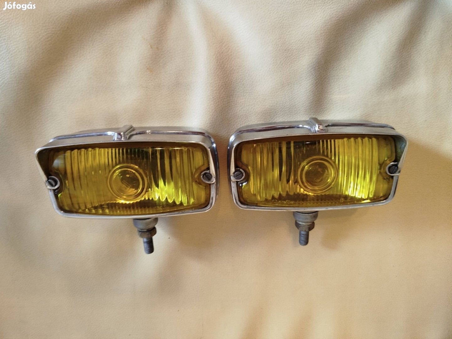Új , de Veterán , régi , retro sárga ködlámpa pár