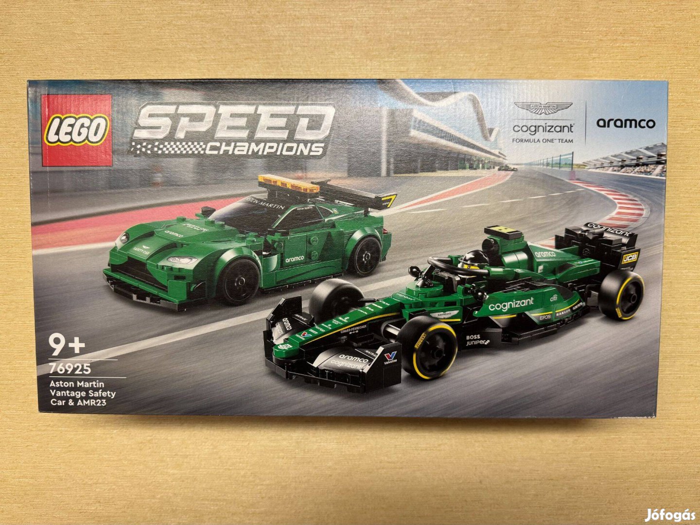 Új, bontatlan LEGO Speed Champions 76925 Aston Martin bizt.