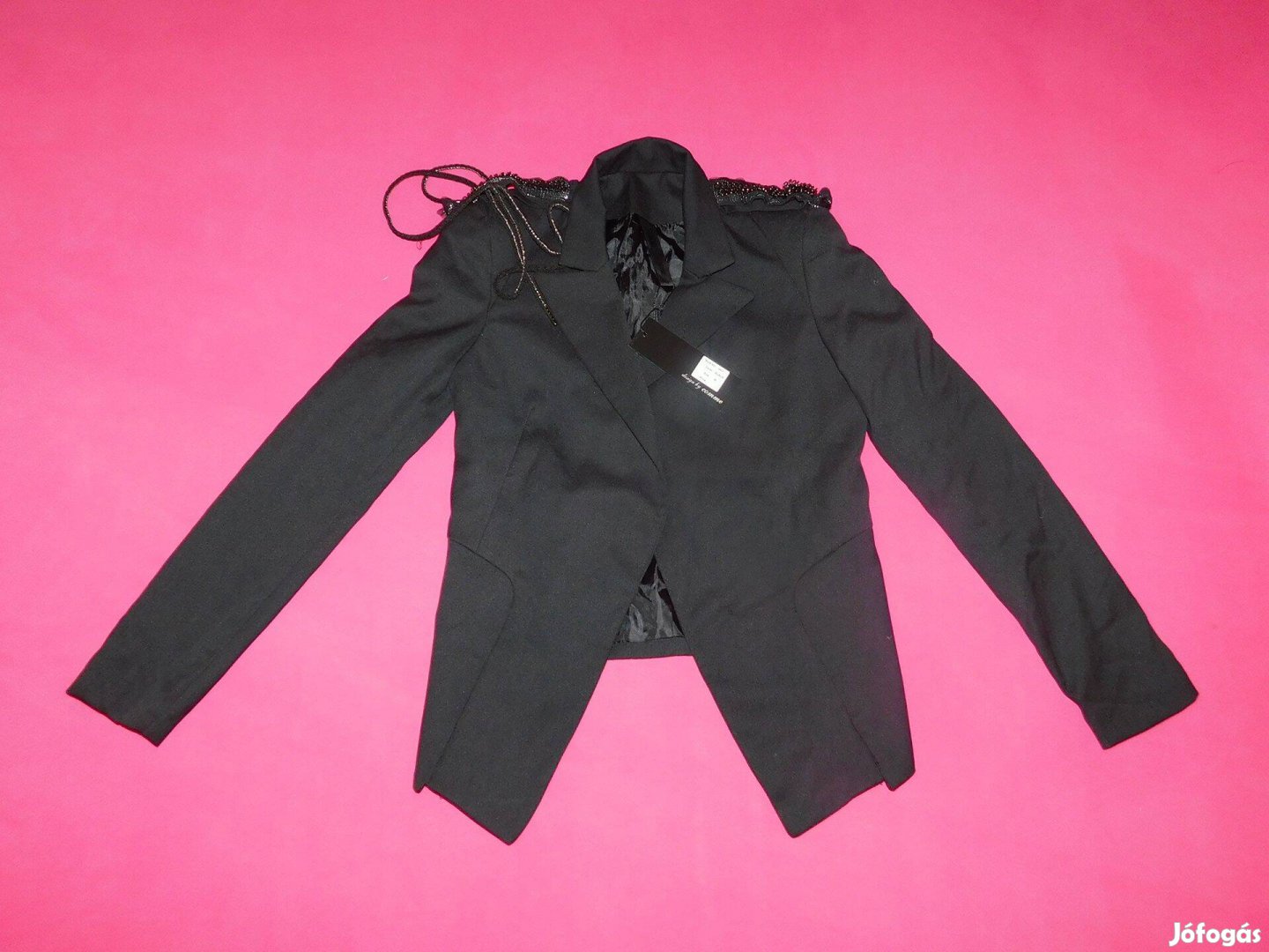 Új, címkés Comme fekete, válldíszes női zakó, kabát, blézer, M-es