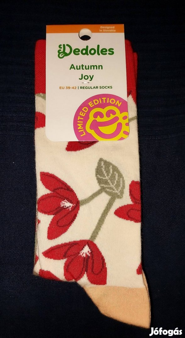 Új, címkés, limitált kiadású virágos Dedoles zokni 