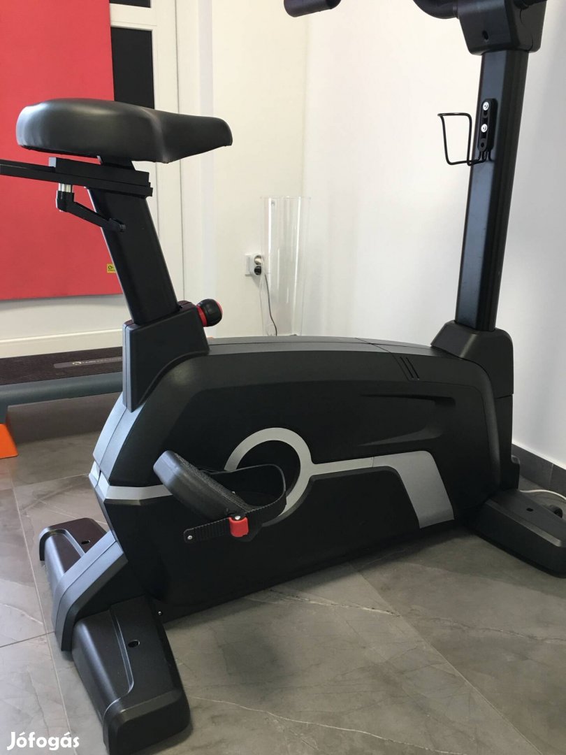 Új, edzőtermi Szobabicikli eladó! Villámáras! 500.000HUF-ról