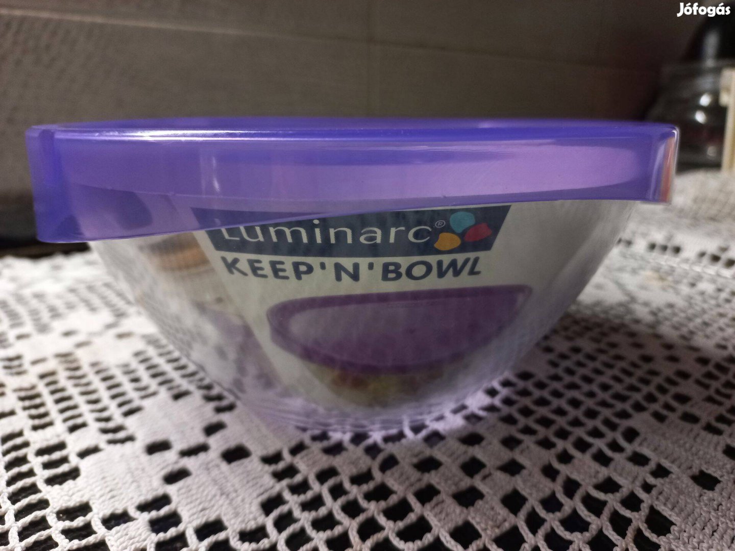 Új, egy literes Luminarc Keep n Bowl üveg salátás tál műanyag fedővel