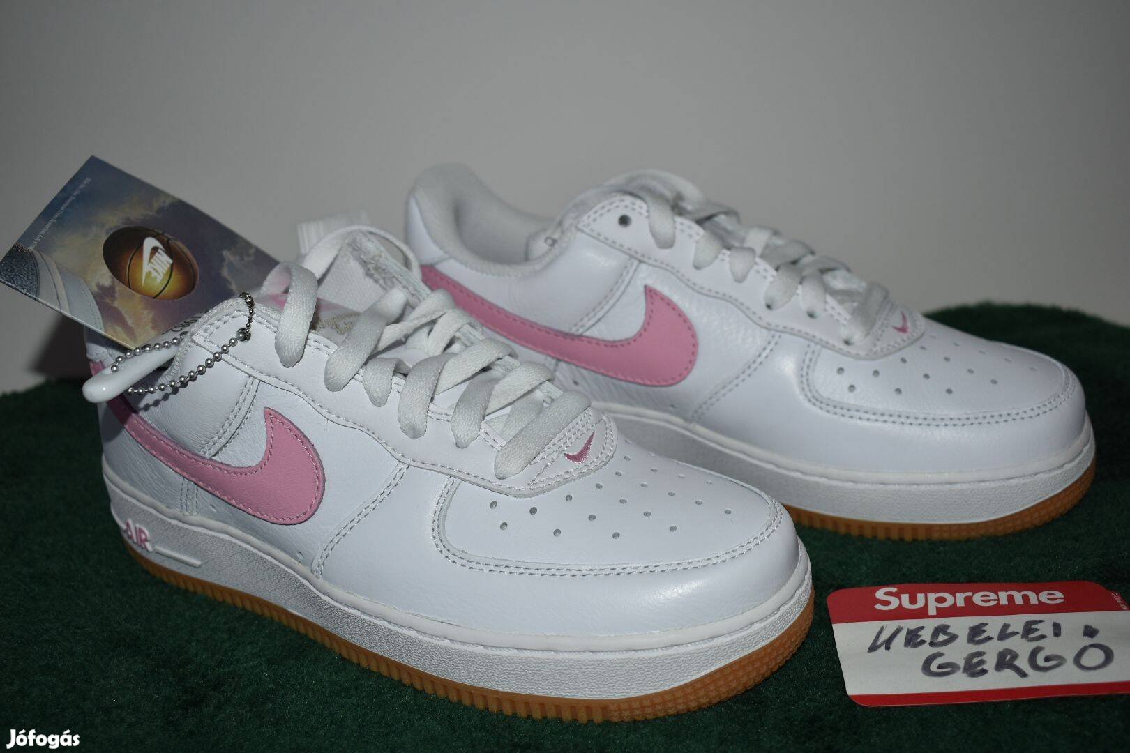 Új, eredeti Nike Air Force 1 (38,5-es méret)