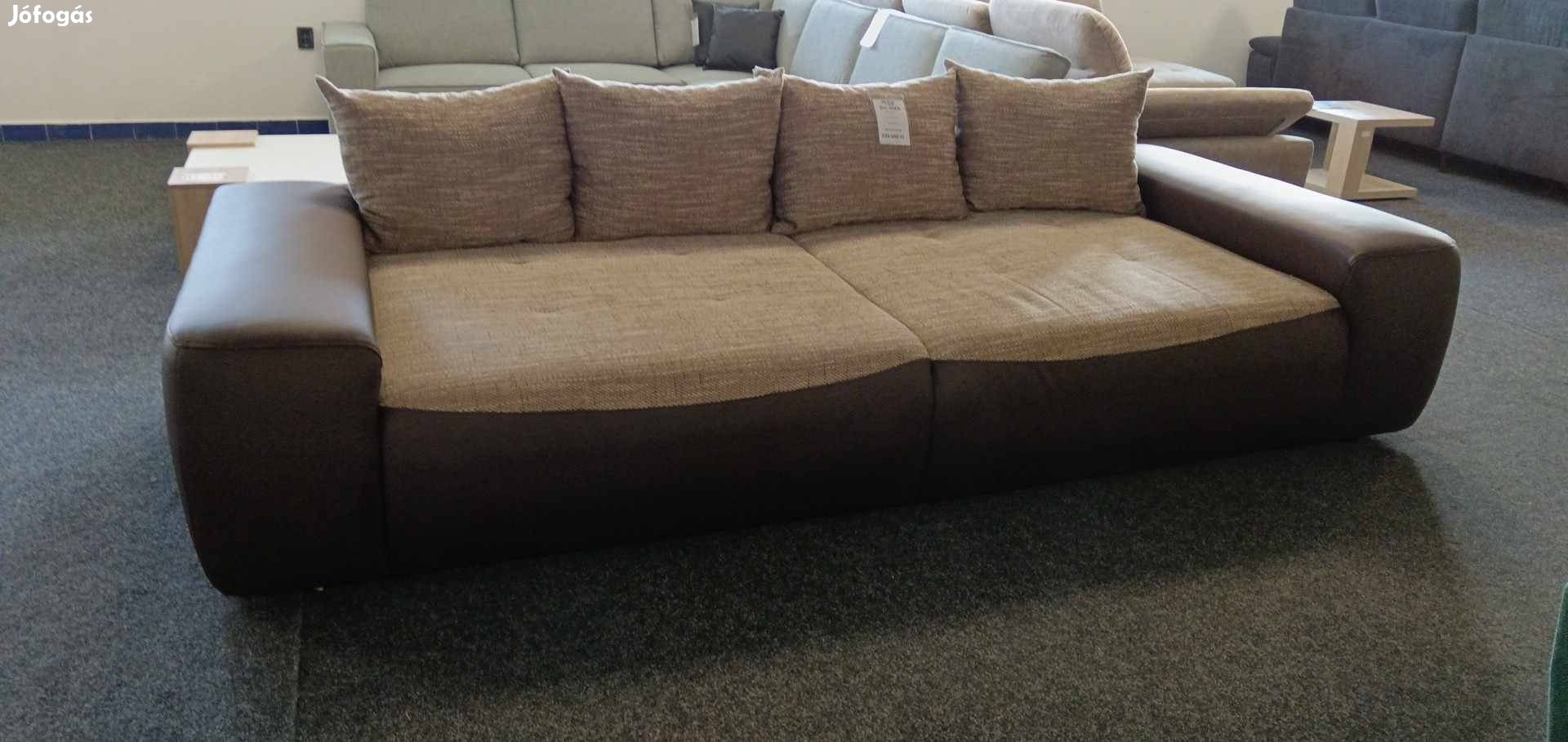 Új, fix kivitelű Big sofa kanapé