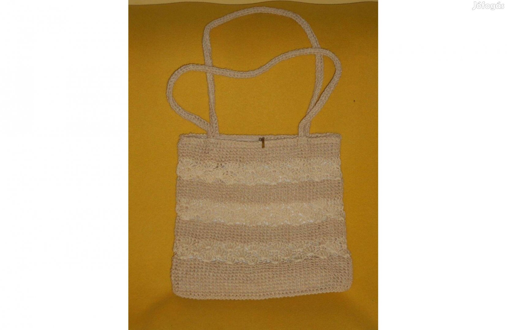 Új, gyönyörű szalmatáska, bélelt, belső zseb, hosszú fül