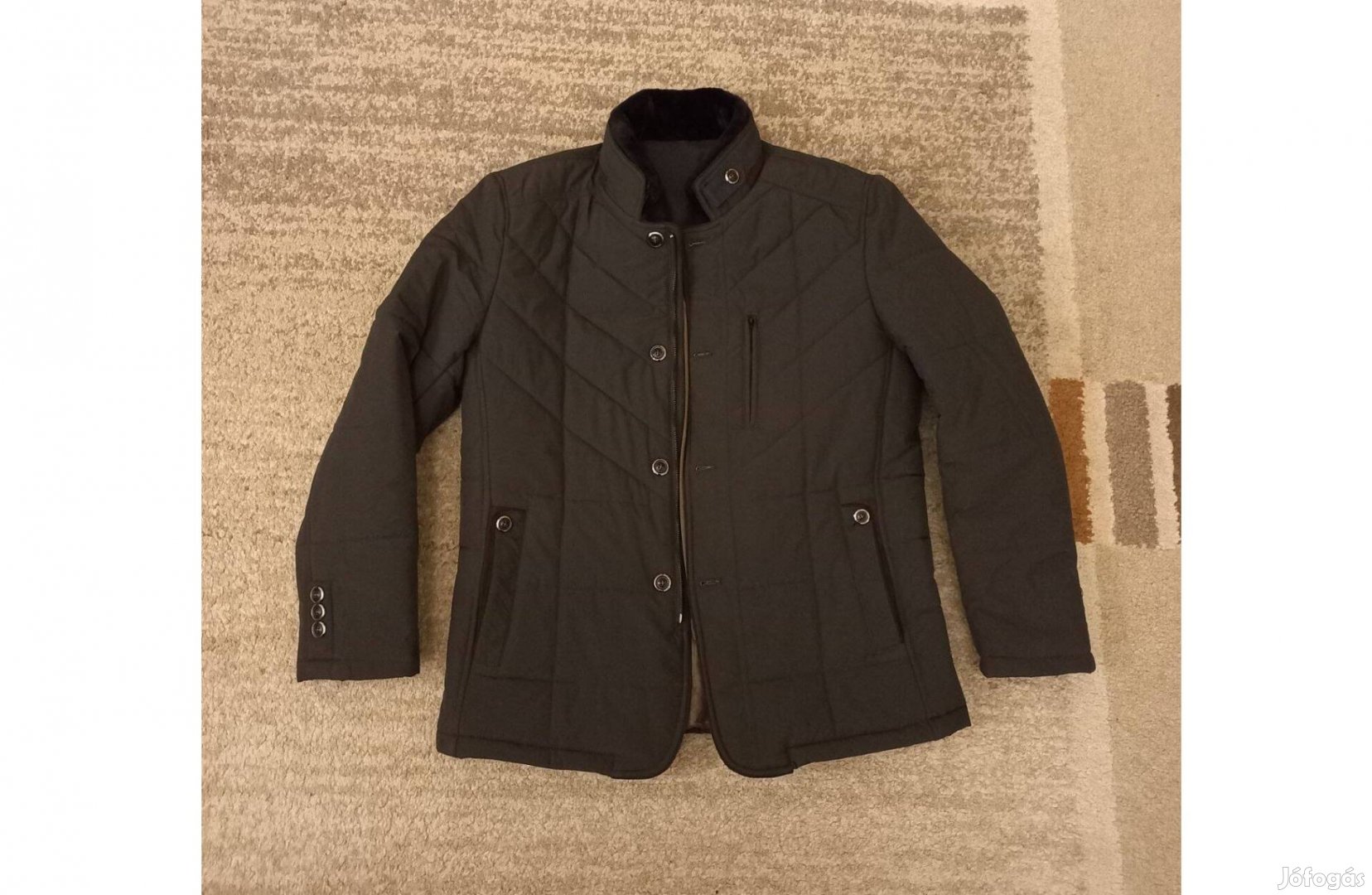 Új, nem használt, hibátlan, fekete bélelt dzseki, 46-48-as,