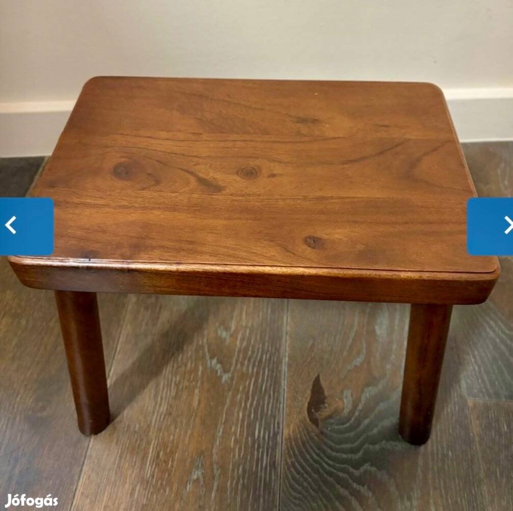 Új, valódi fa sámli . 31x20x25,5 cm