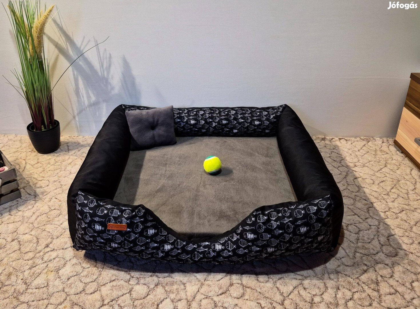 Új, víz, szőr és kaparásálló, lehúzható és mosható