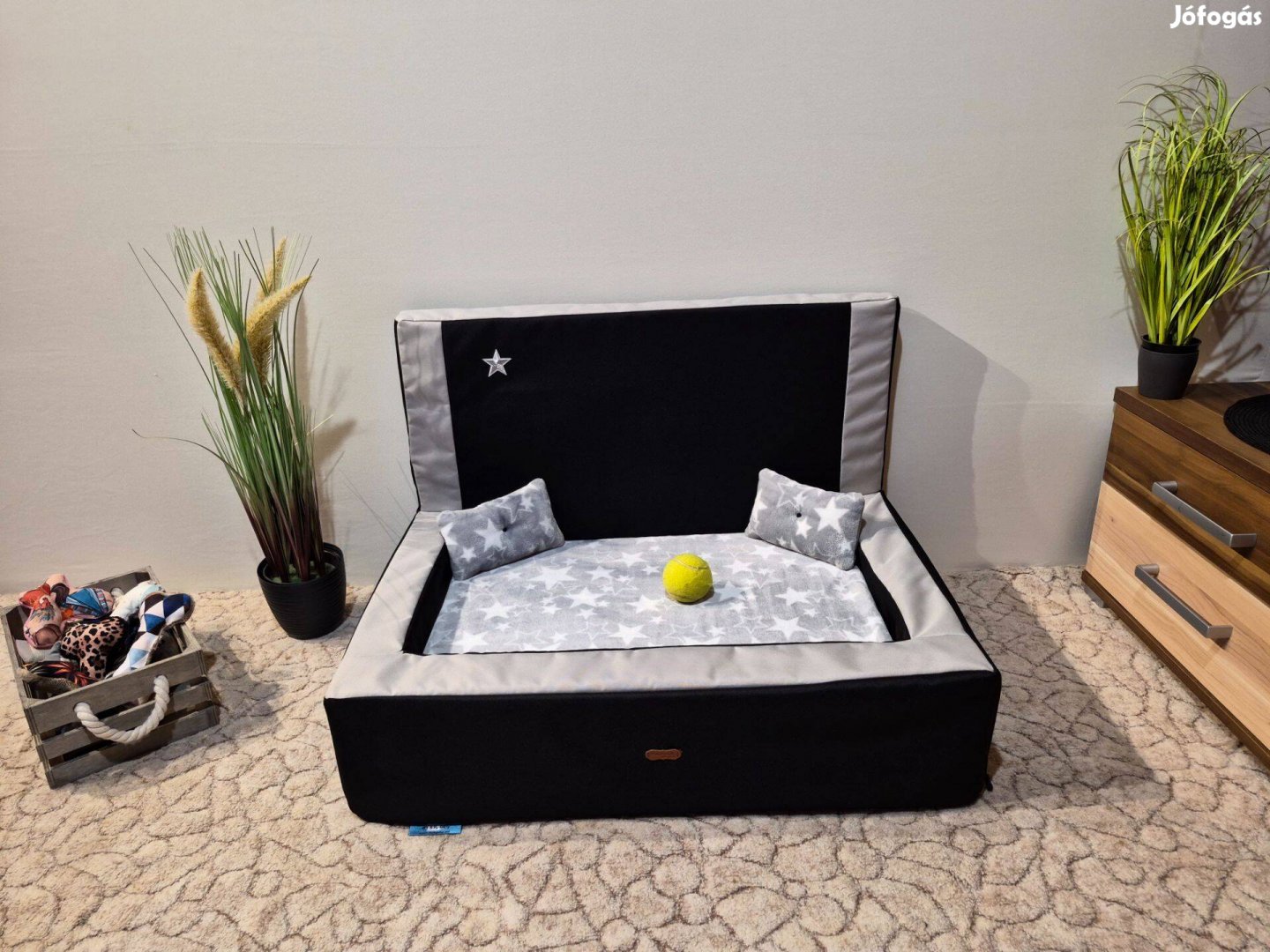 Új, víz, szőr és kaparásálló, lehúzható és mosható