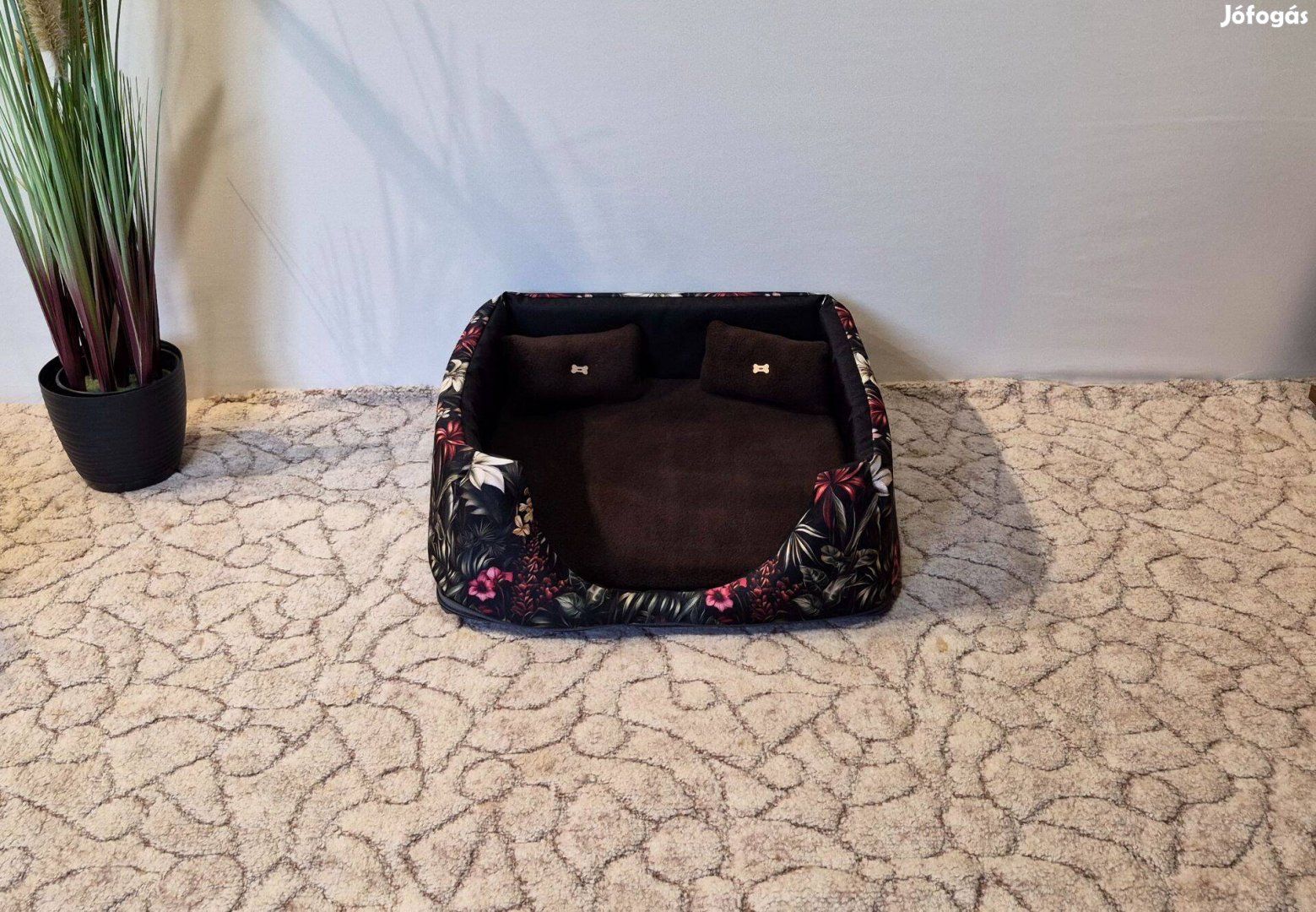 Új, víz, szőr és kaparásálló, lehúzható és mosható