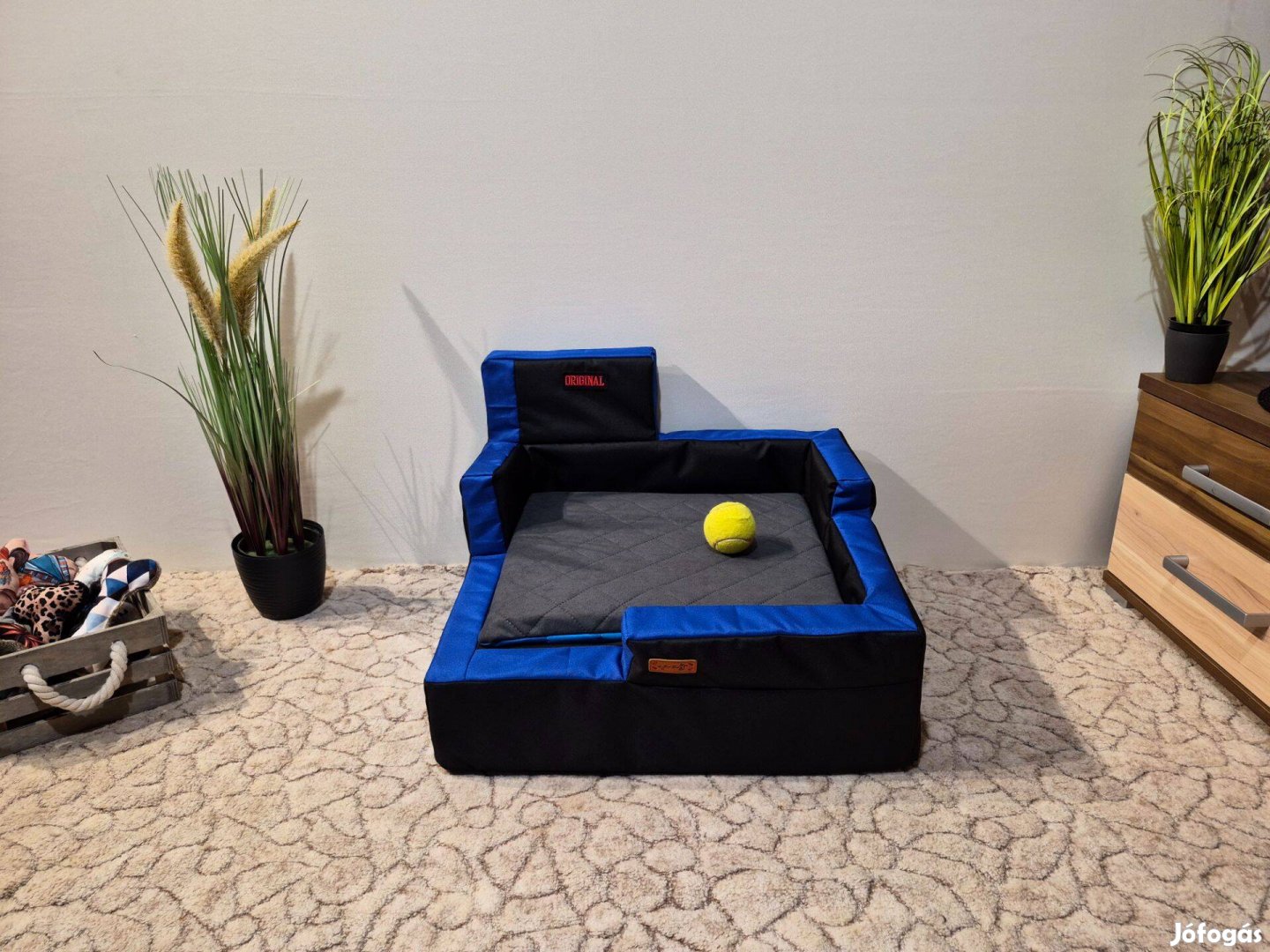 Új, víz, szőr és kaparásálló, lehúzható és mosható