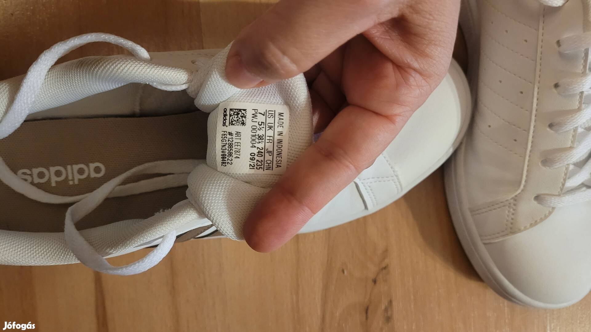 Új adidas cipő