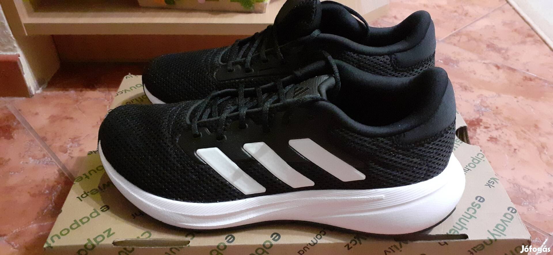 Új adidas férfi cipő 40 es 