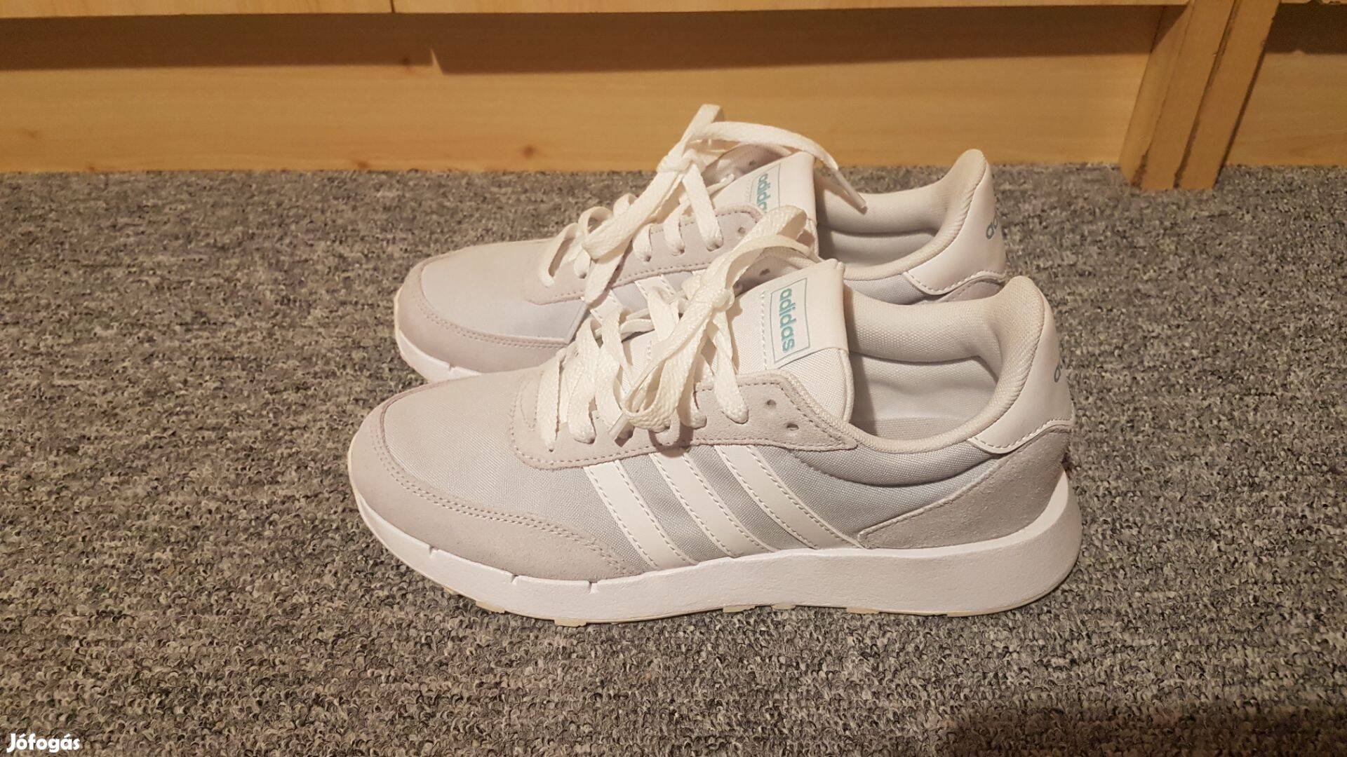 Új adidas szabadidő cipő, 37,5