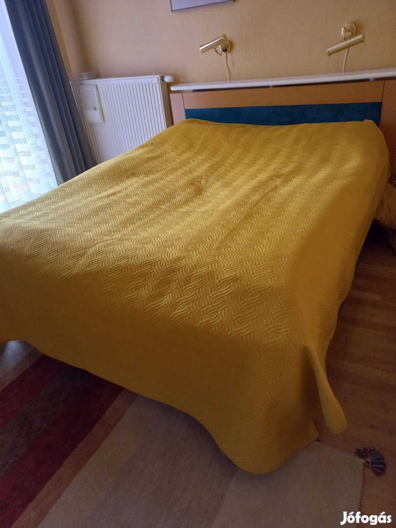 Új ágytakaró eladó