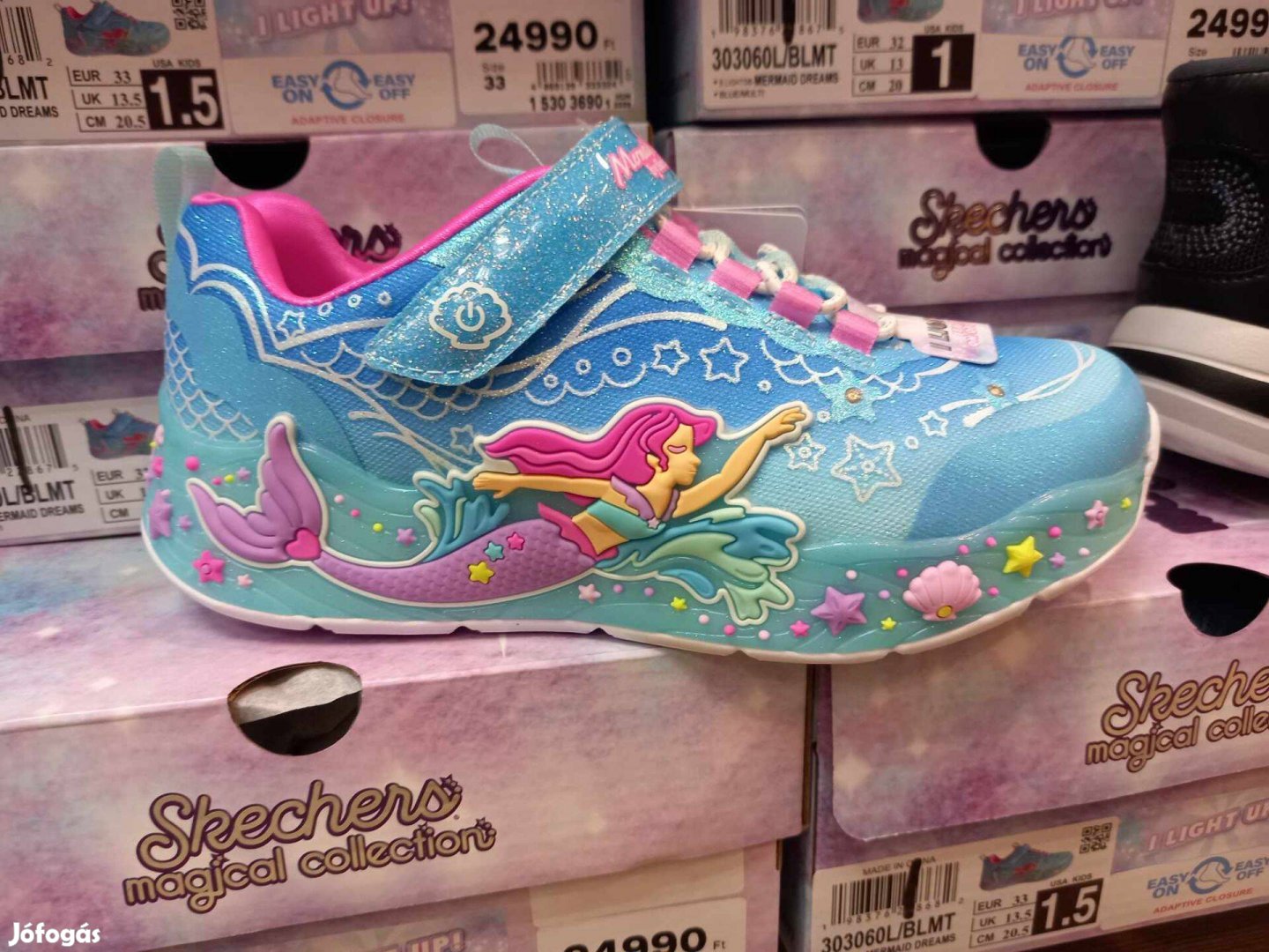 Új akciós hableányos lány skechers cipő 18750ft