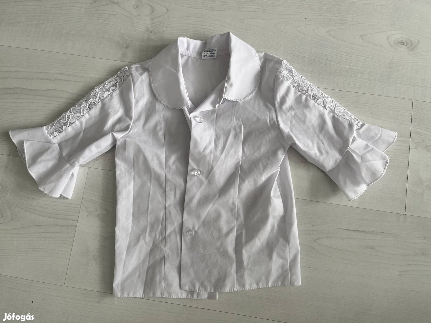 Új állapotú 110-es fehér csipkés kislány ing.