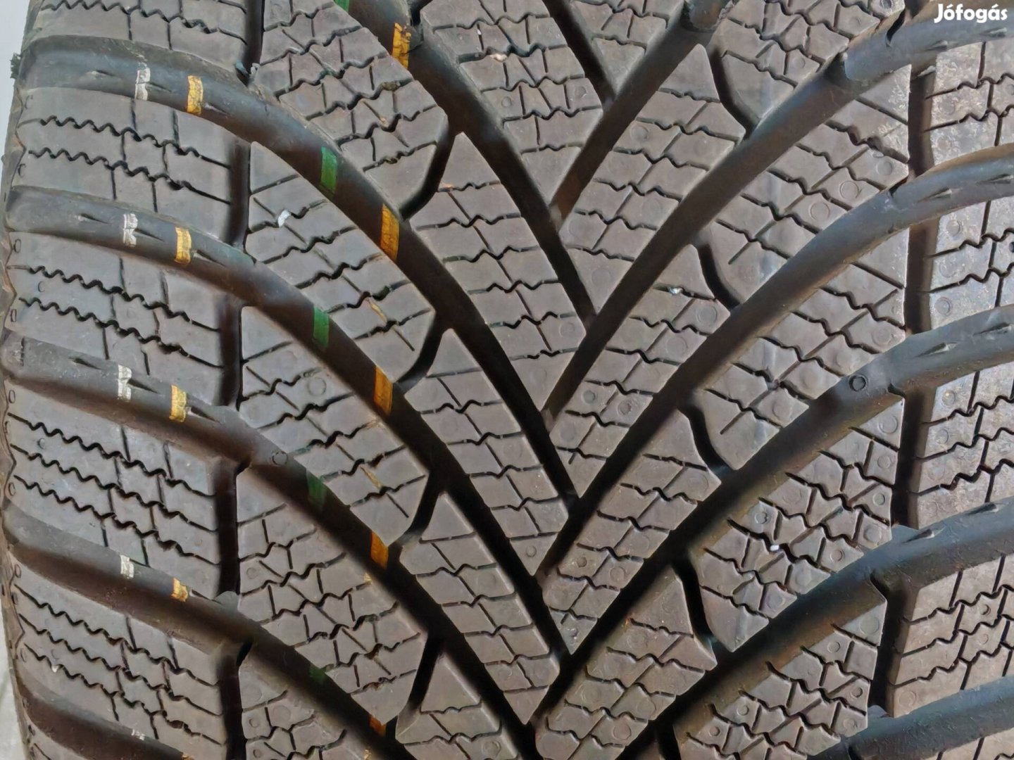 Új állapotú 225/50r17 Semperit speed grip5 téli gumi 225/50 r17