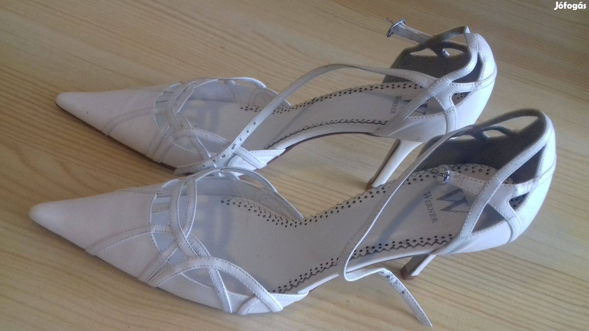 Új állapotú Női cipő menyasszonyi 40 es