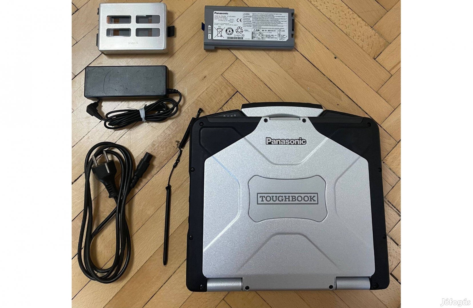 Új állapotú Panasonic Toughbook CF-31 érintős ütésálló műhely laptop