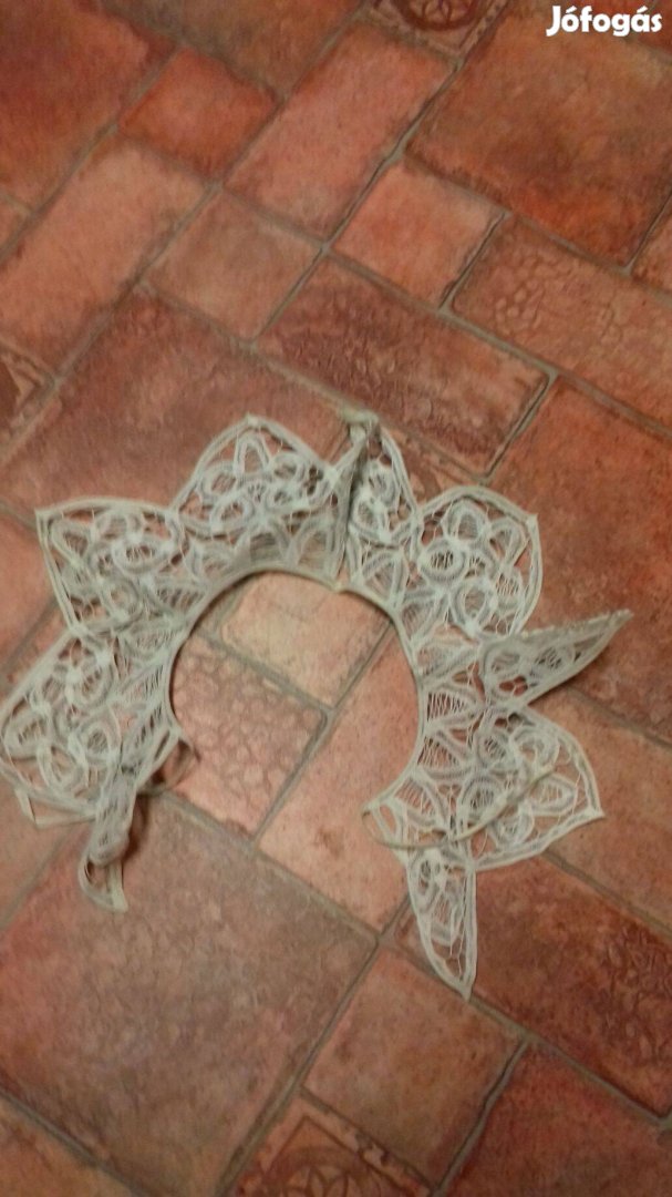 Új állapotú horgolt női gallér