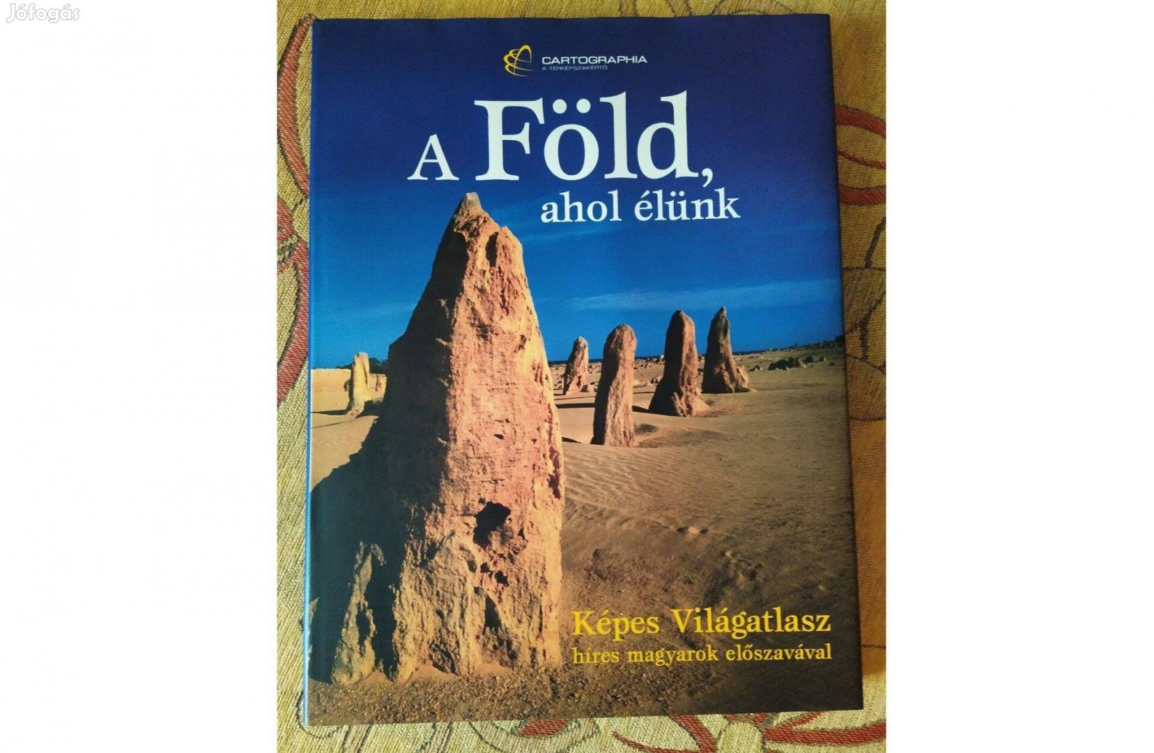 Új állapotú könyv, A Föld, ahol élünk, ismeretterjesztő, sok fotóval