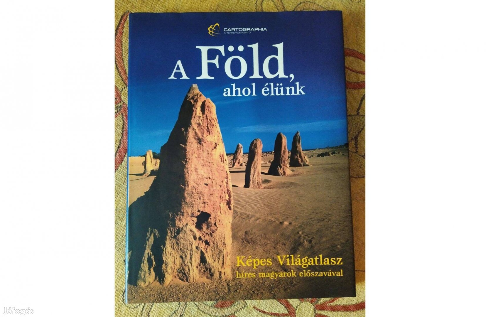 Új állapotú könyv, A Föld, ahol élünk, ismeretterjesztő, sok fotóval