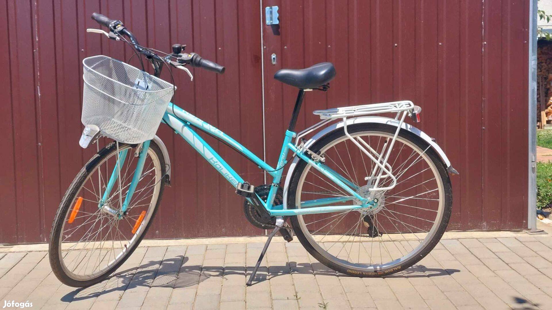 Új állapotú női kerékpár teljes felszereléssel, Zalaegerszegen