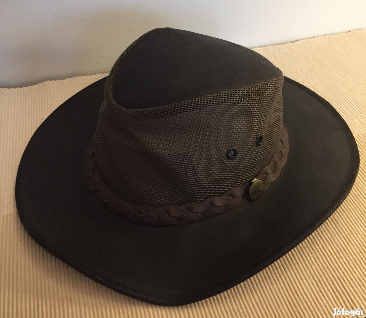 Új ausztrál kengirubőr kalap S méretű