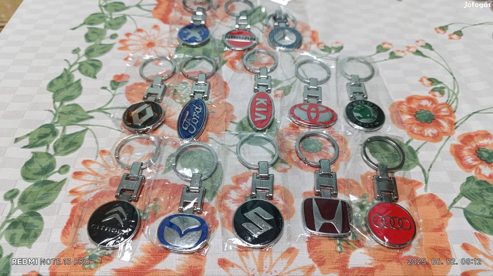 Új autómárkás kulcstartók eladók 