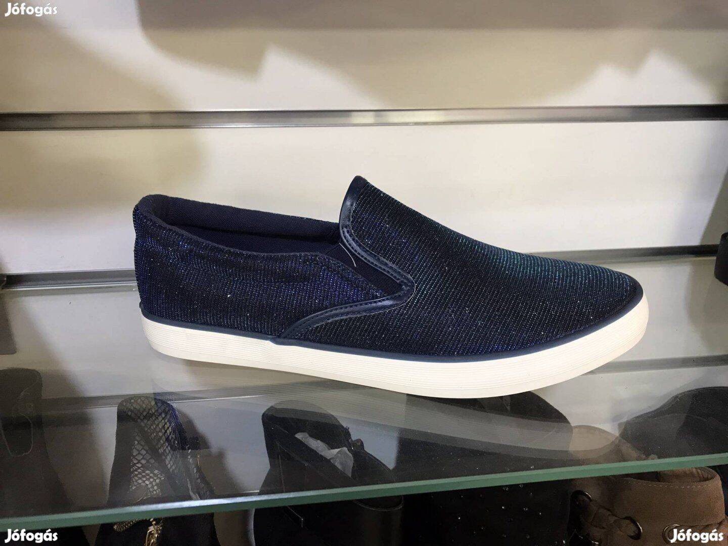 Új bebújós női cipő slip-on!