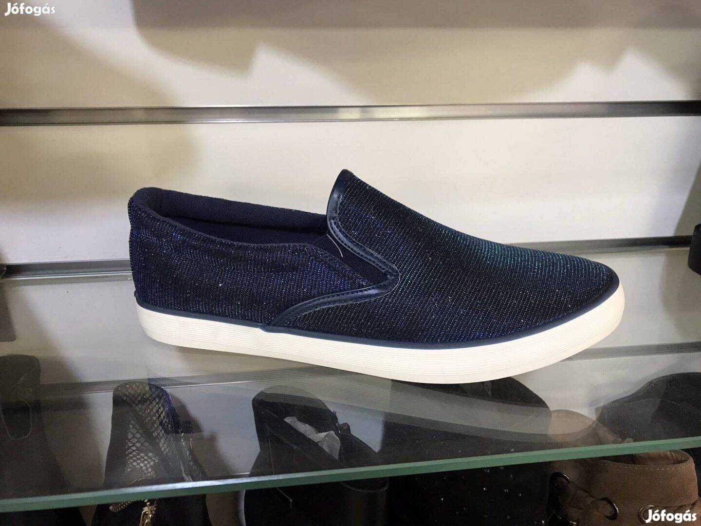 Új bebújós női cipő slip-on!