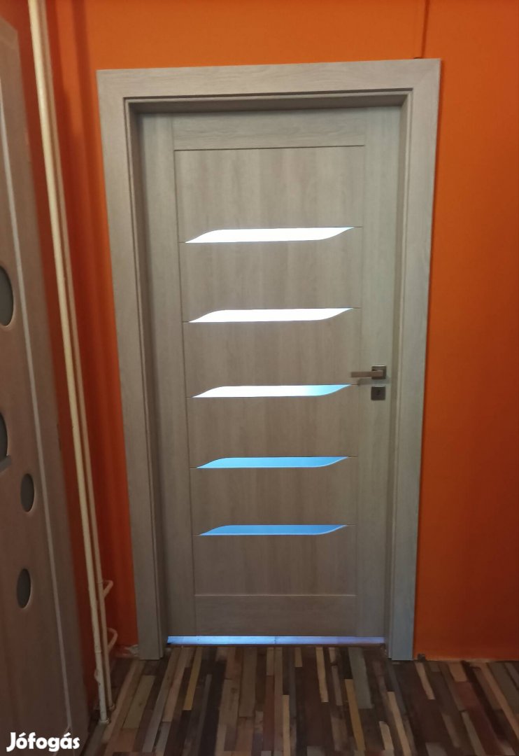 Új beltéri ajtó