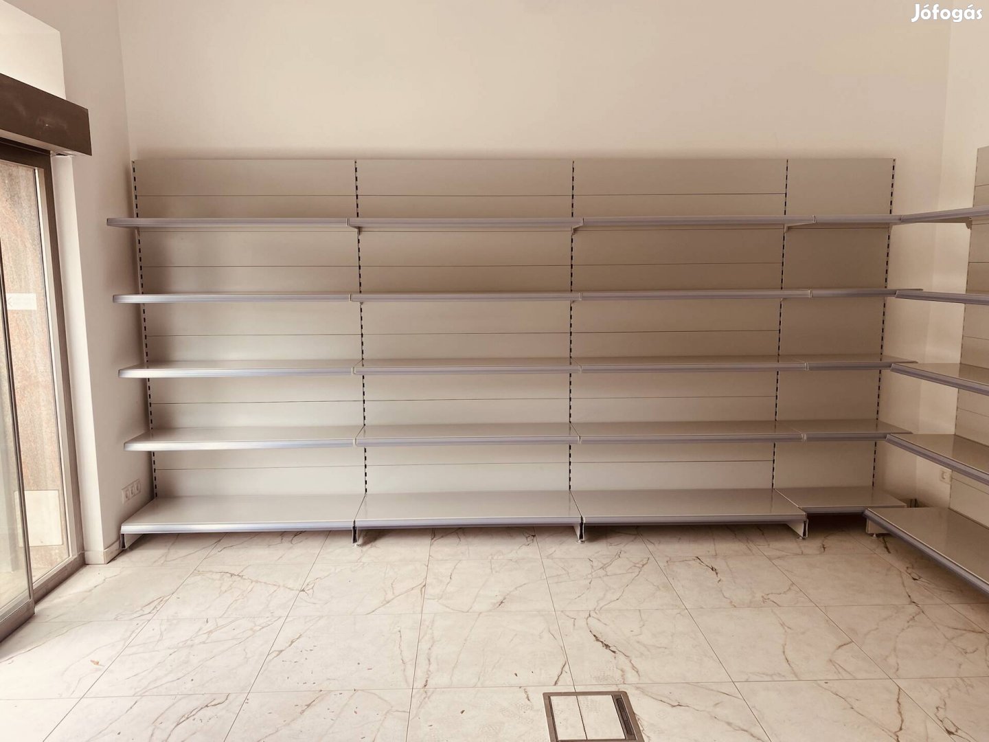 Új bolti Fali elemek és közép Gondolák - raktárról, azonnal!