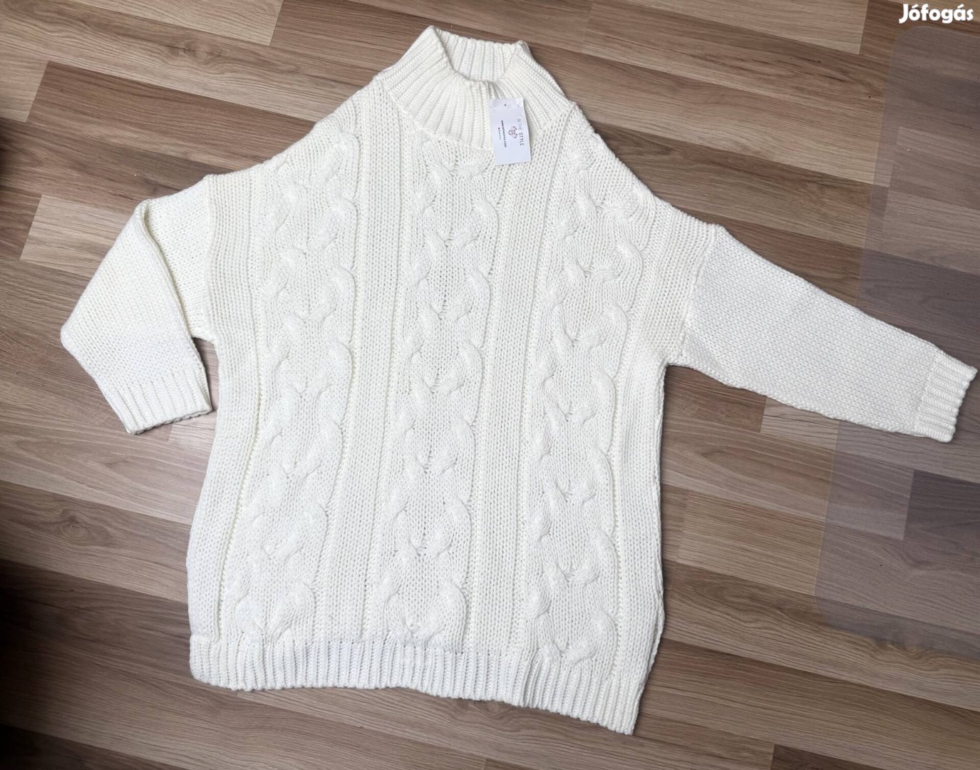 Új,címkés In The Style pulóver