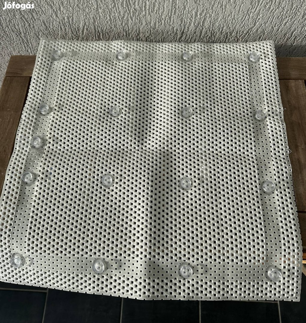 Új csúszásgátló szőnyeg zuhanyzóba, fürdőkádba eladó Budán! 