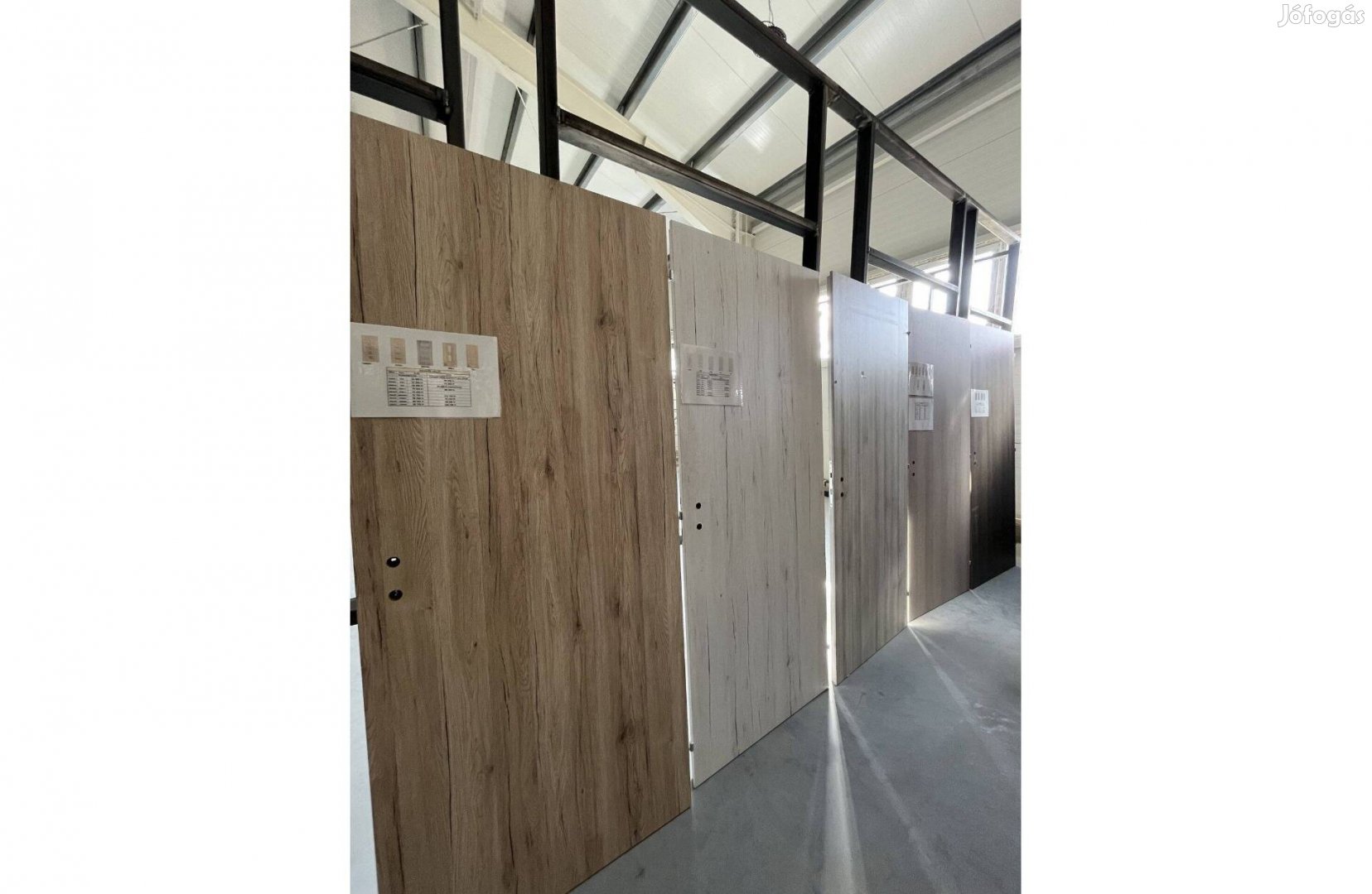 Új dekorfóliás beltéri ajtó készletről azonnal