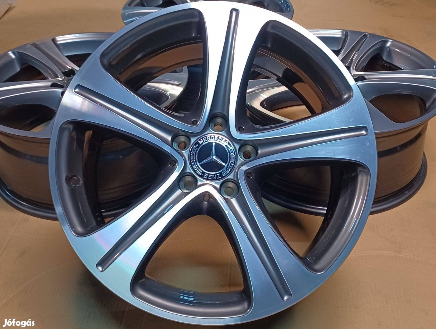 Új/demó Mercedes W213 E klasse alufelnik 5x112 8x18 ET43 4db