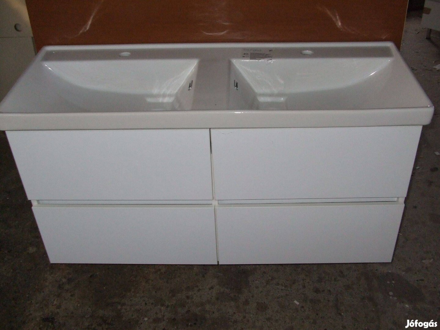 Új dupla mosdószekrény magasfényű fehér 120 cm 4F falra szerelt bútor