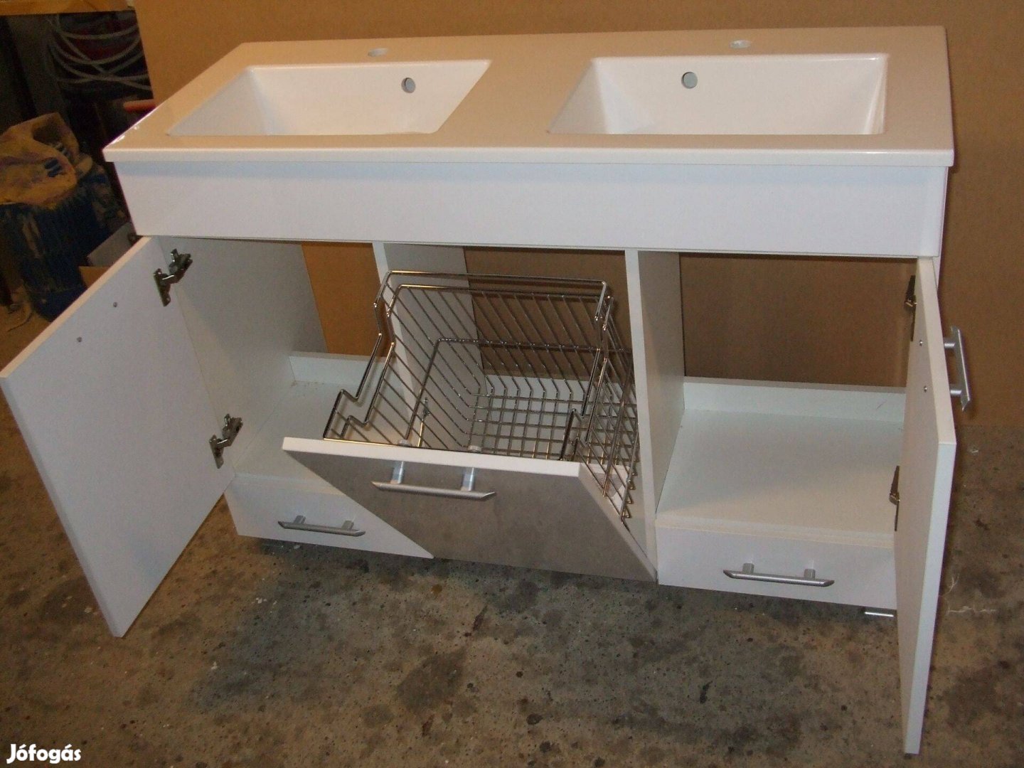 Új dupla mosdószekrény szennyestartós fürdőszoba bútor 3A2F 120 cm