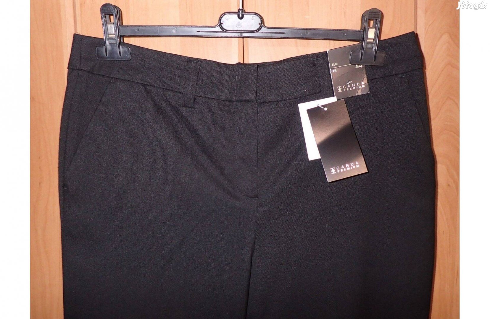Új elegáns feltűrt szárú 42-44 C&A fekete nadrág