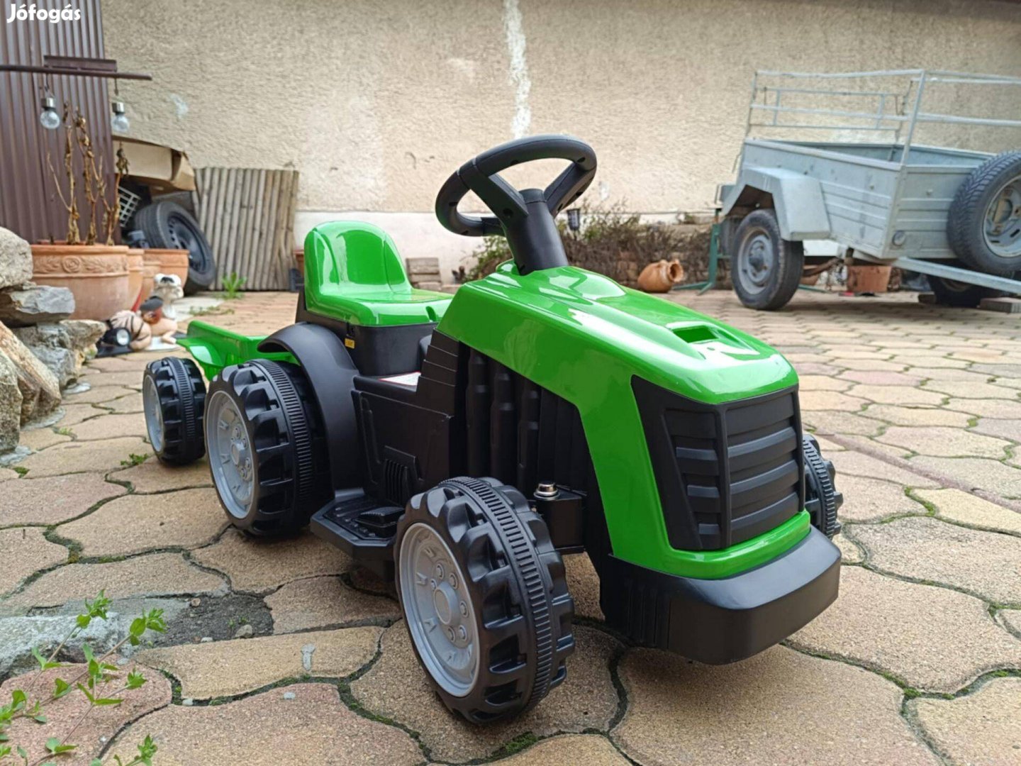 Új elektromos akkumulátoros Gyermek traktor pótkocsival 6V zöld