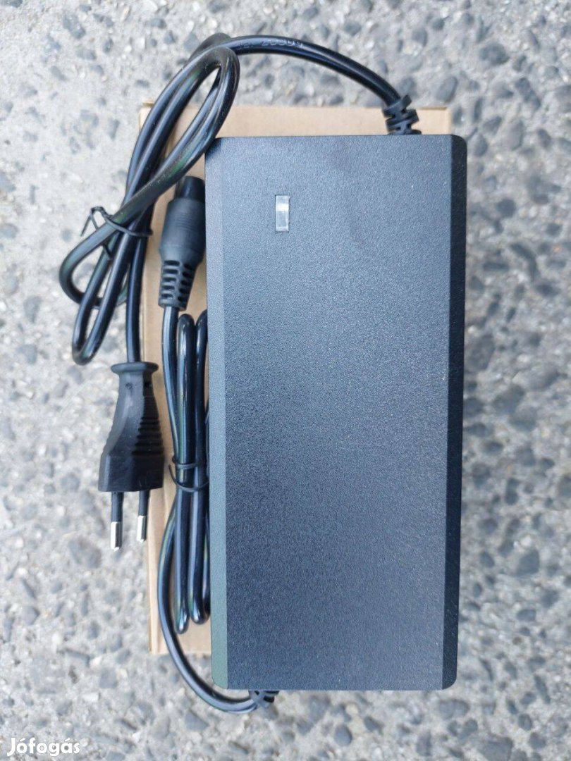 Új elektromos kerékpár lítiumos töltő 48V 2 ah