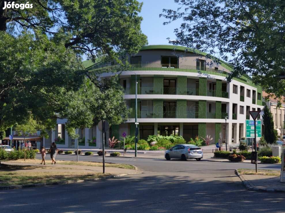 Új építésű, háromszobás belvárosi lakás Balatonalmádiban